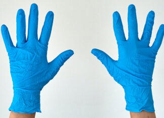 Rękawiczki jednorazowe chronią a nawet ratują życie