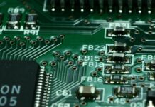 Jakie testy jakości przechodzą płytki PCB przed wysyłką do klienta