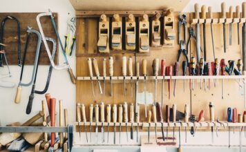 Narzędzia do nacinania kół zębatych stożkowych o zębach prostych